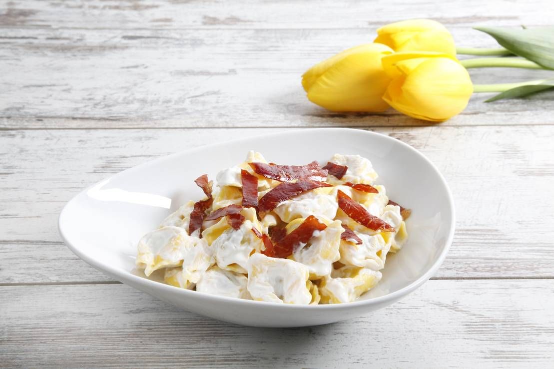 Pasticcio_tortellini_panna_parmigiano_culatello.3